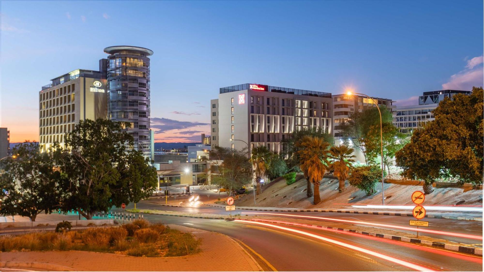 Hilton Garden Inn Windhoek Exteriör bild